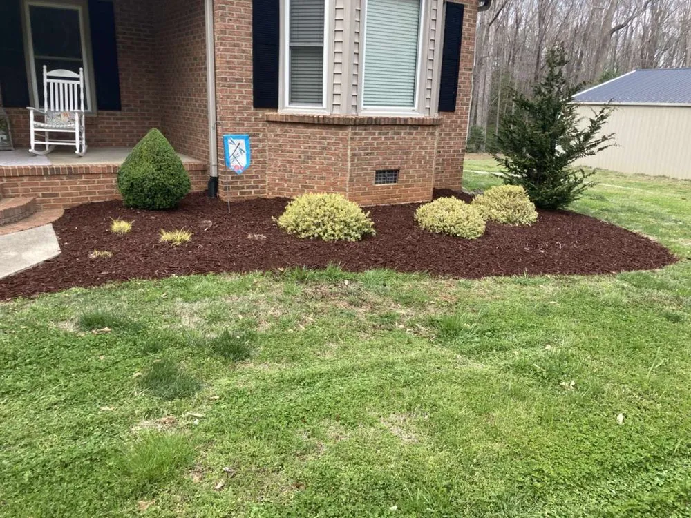 Local yard cleanup service for beautiful yards in Alexis, NC by Norris Grading & Landscaping