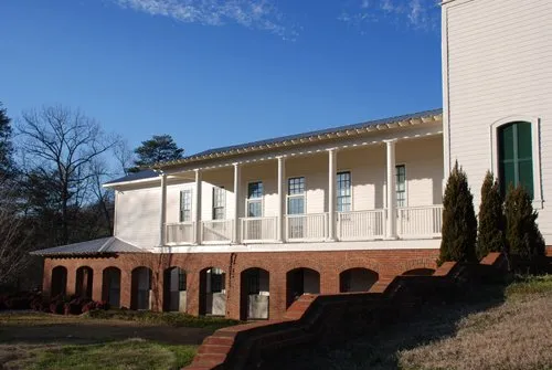 Expert yard maintenance experts serving Cullman, AL - North Alabama Builders