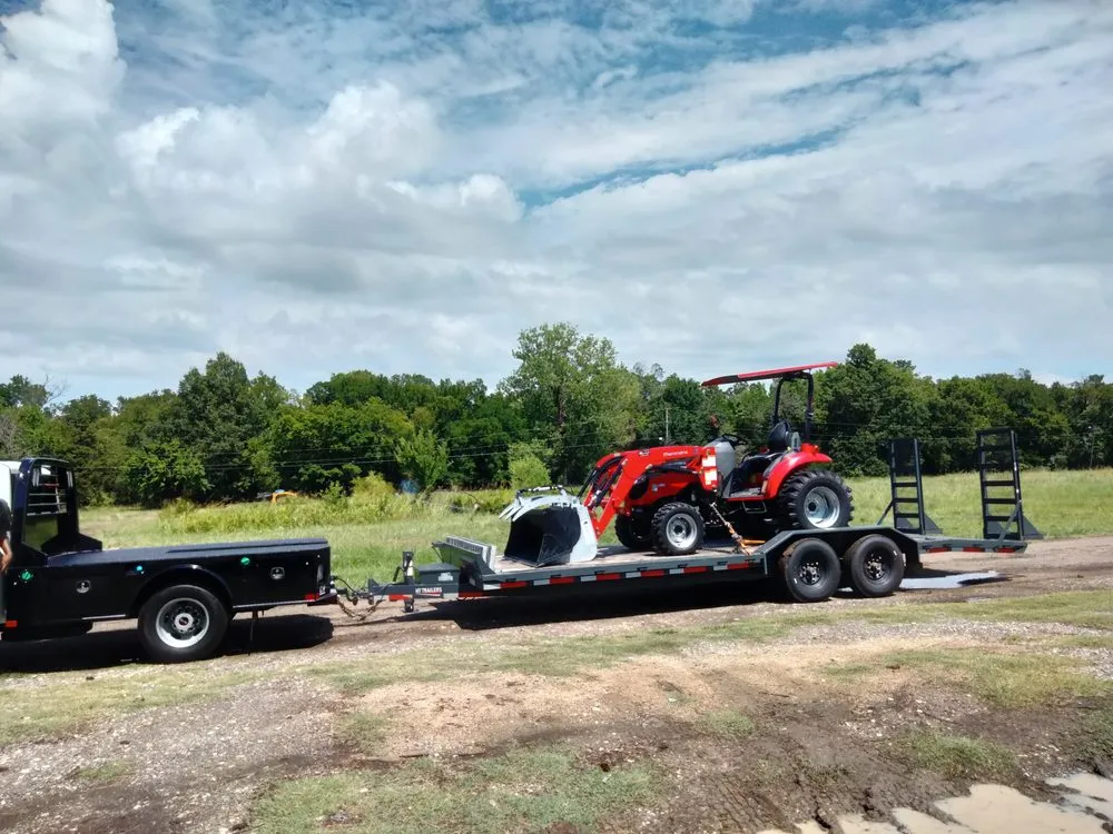 Custom lawn mowing service in Paris, TX by North East Texas Cleanup Services