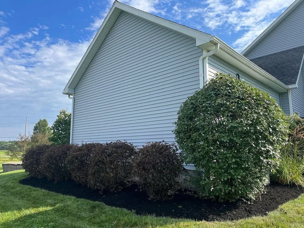 Top-rated residential landscaping with custom design in Gadsden county, FL by North Florida Yard Ninjas
