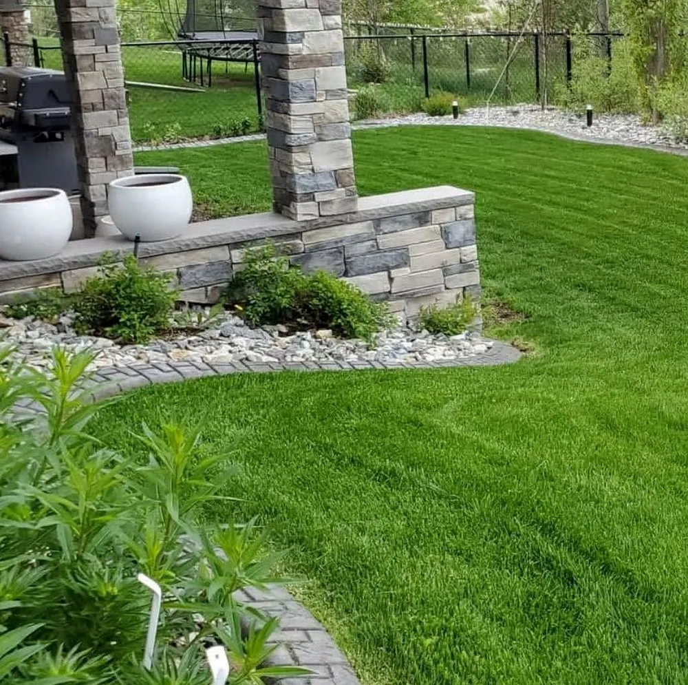 Top-rated lawn mowing service in Orlando, FL by North Orlando Lawn Care