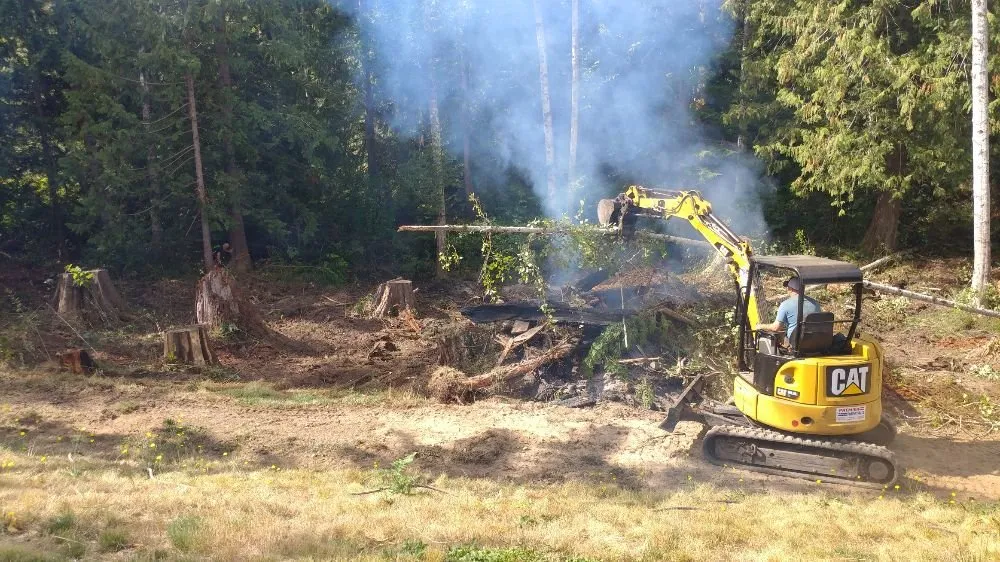 Professional yard maintenance in Bremerton, WA - North River Excavation