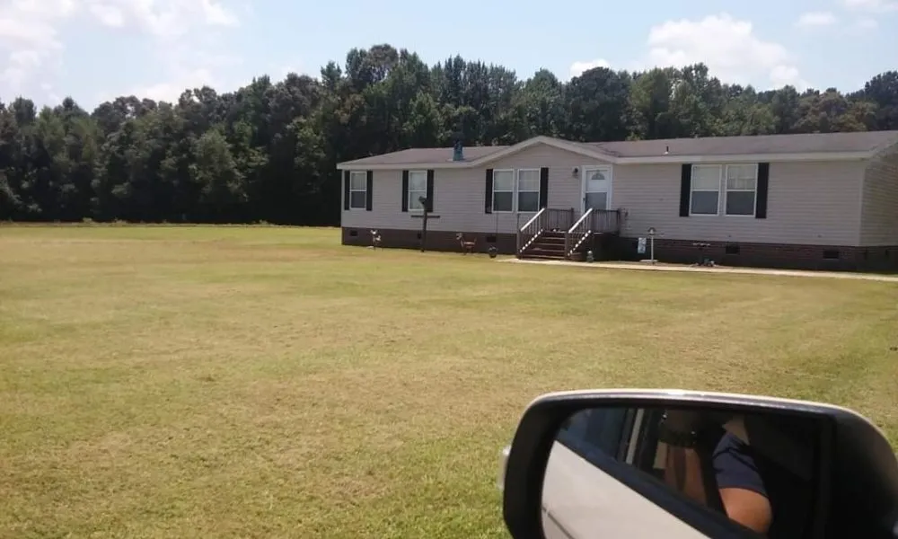Reliable yard maintenance in Shawboro, NC by North River Lawn Care & Landscaping