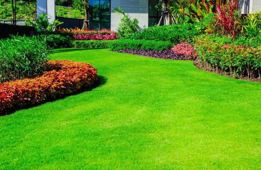 Trusted garden landscaping near you in Hixson, TN by North River Lawn