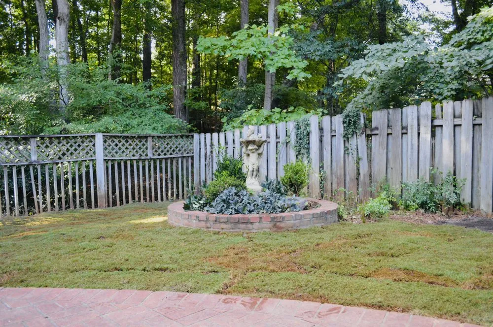 Reliable yard maintenance in Johns Creek, GA by North Spring Gardening