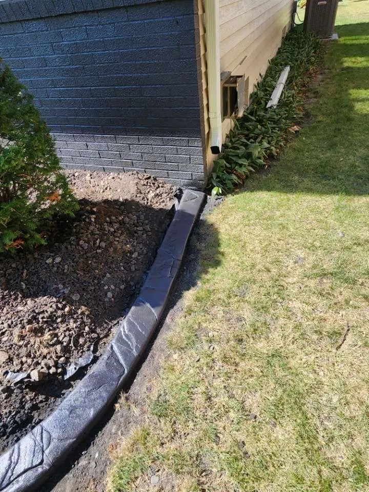 Custom landscaping services for homes across Fairmont, MN - North Star Borders