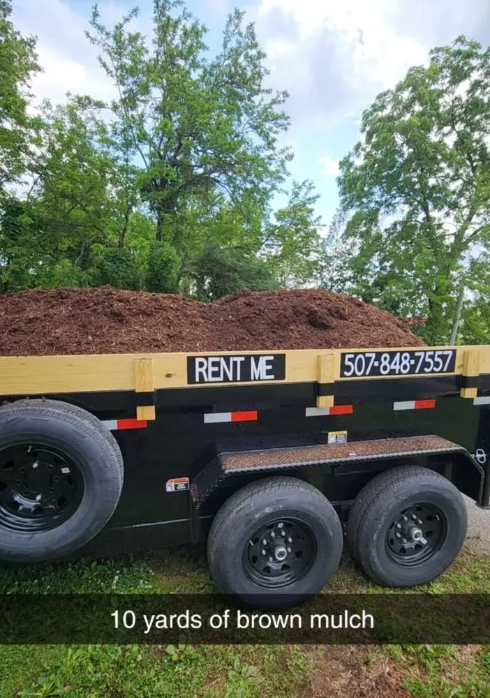 Custom residential landscaping experts serving Fairmont, MN - North Star Borders