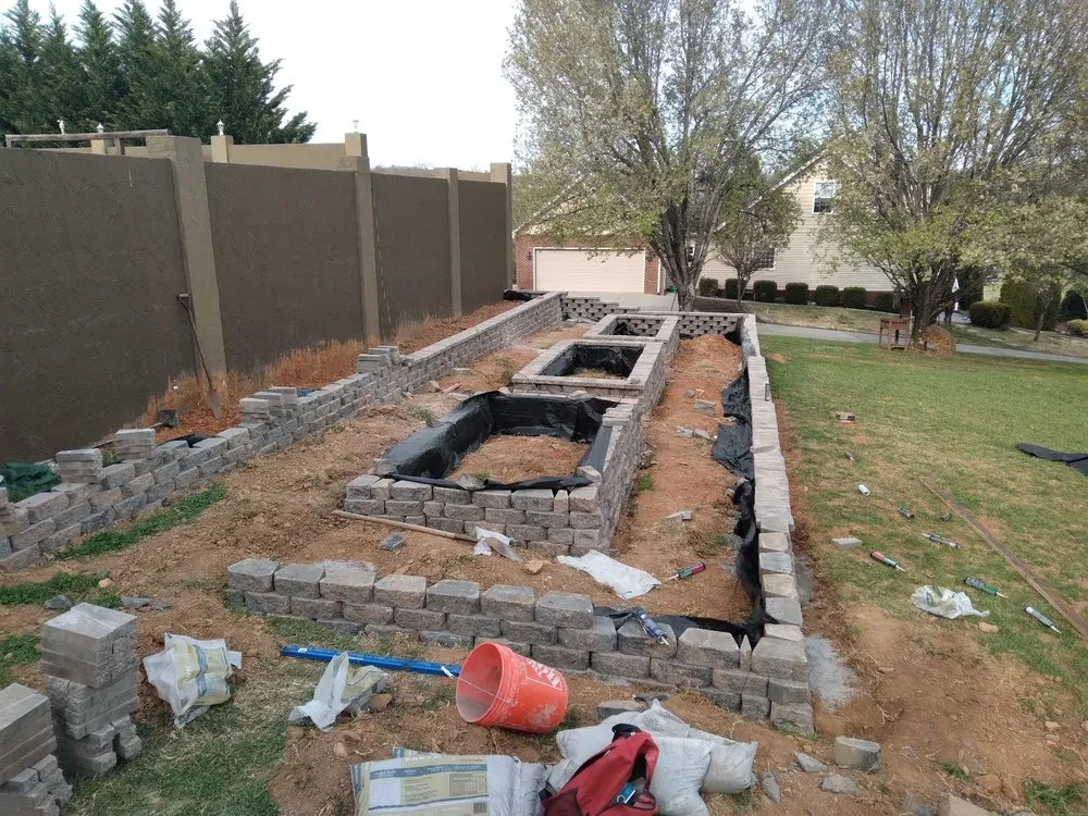 Affordable yard cleanup service experts serving Knoxville, TN - North valley