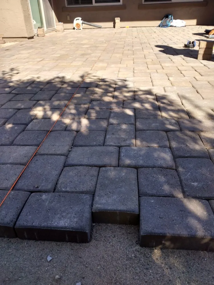 Affordable lawn care service in Phoenix, AZ - North Valley Lawn Care