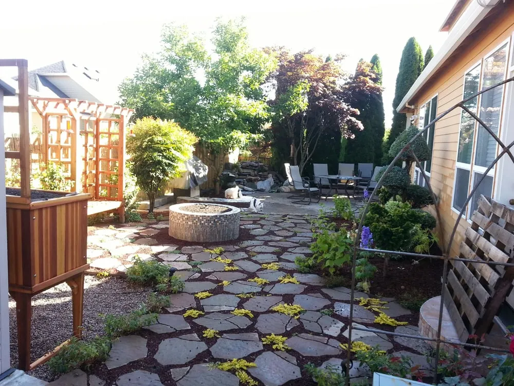 Expert outdoor landscaping experts serving Oregon City, OR - North West Landscape Care and Tree Service