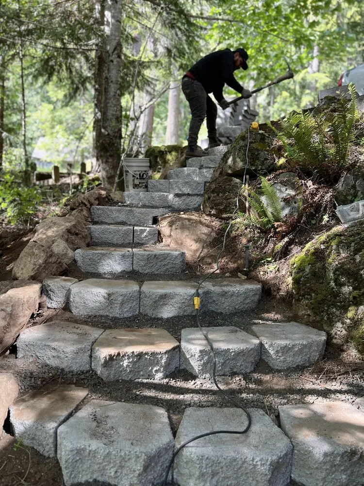Custom residential landscaping for beautiful yards in Gig Harbor, WA by North Winds Hardscape