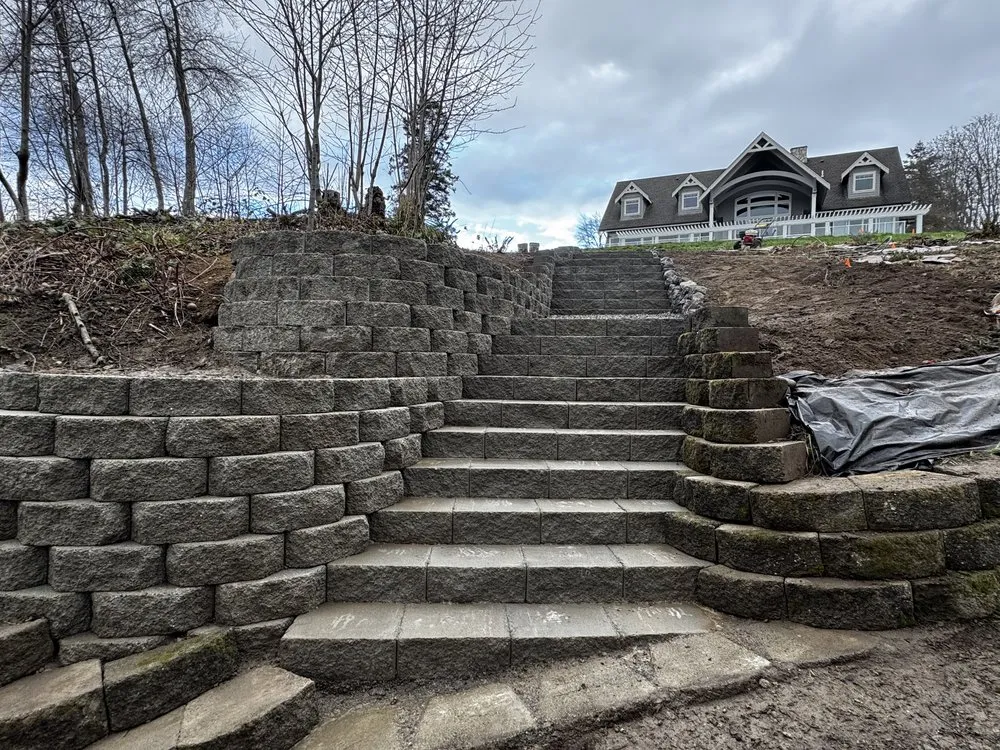 Custom yard maintenance for homes in Gig Harbor, WA by North Winds Hardscape