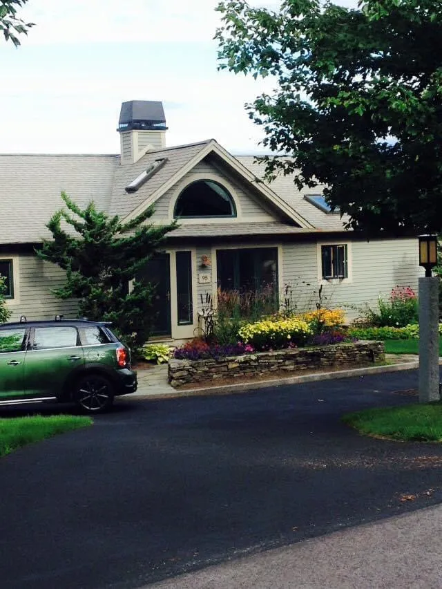 Custom outdoor landscaping experts serving Eaton Center, NH - North Woods Lawn & Timber
