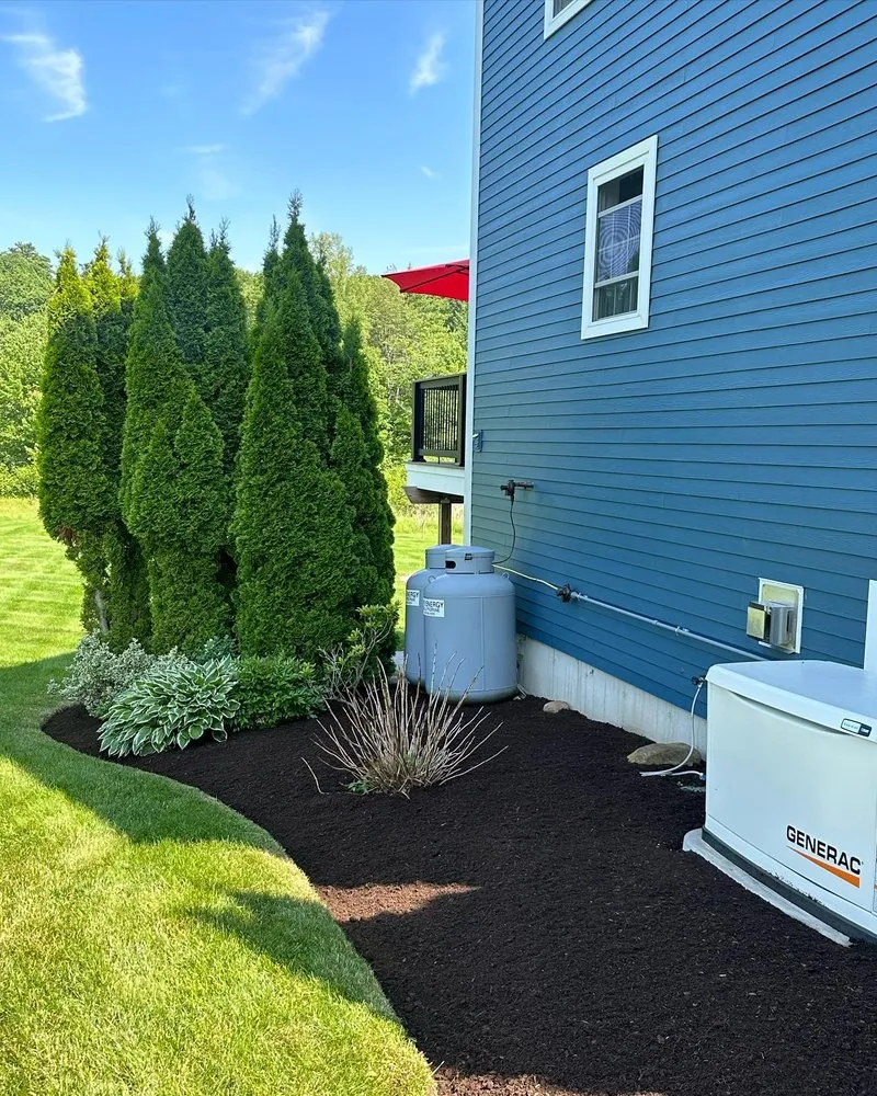 Top-rated lawn care service in Eliot, ME - Northeast Home Detailing