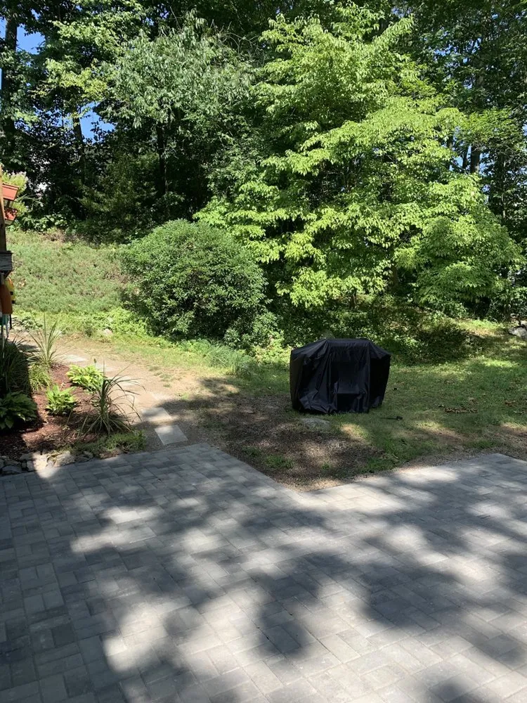 Expert landscaping services in Brookfield, CT by Northeast Landworks