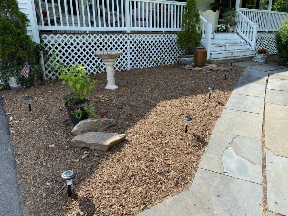 Trusted yard maintenance in Brookfield, CT - Northeast Landworks