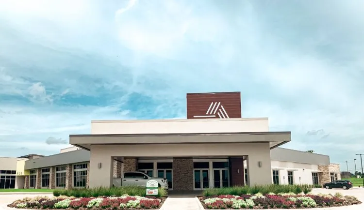 Custom yard cleanup service experts serving West Monroe, LA - Northeast Lawn Service