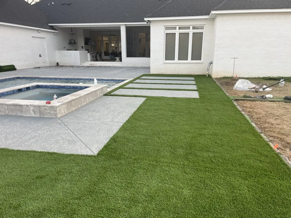 Custom outdoor landscaping in West Monroe, LA - Northeast Lawn Service