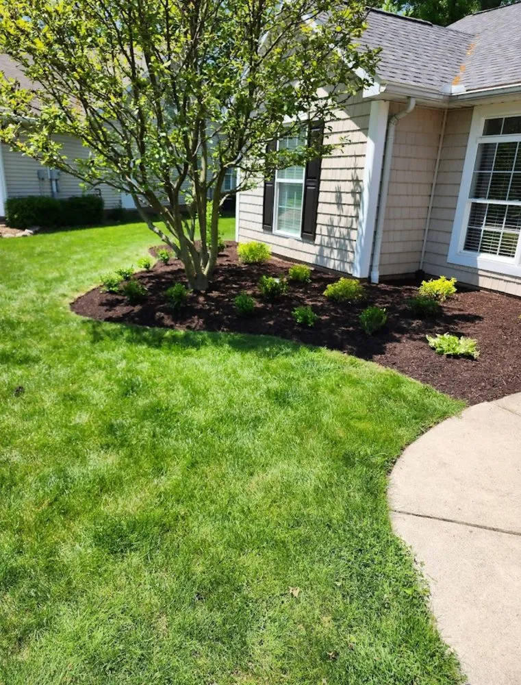 Custom landscape design for residential properties in Akron, OH by Northeast Ohio landscaping.com