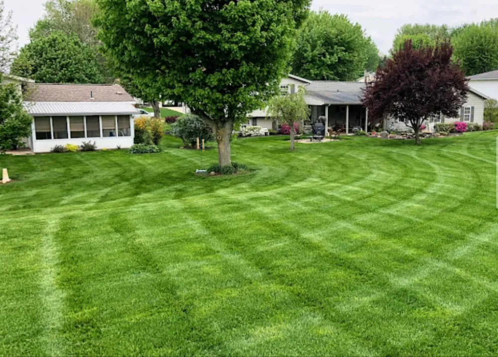 Custom lawn care service experts serving Akron, OH - Northeast Ohio landscaping.com