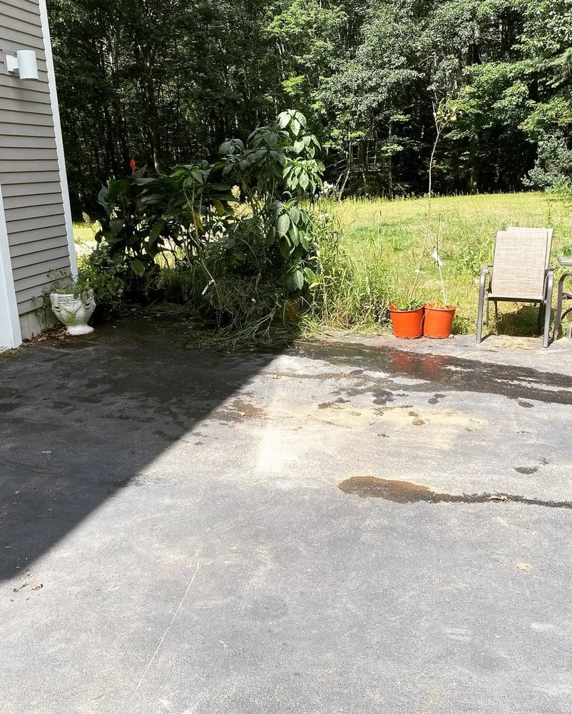 Expert yard maintenance in York, ME by Northeast Services