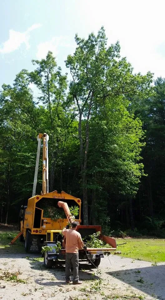 Professional lawn mowing service in Concord, NH by Northeast Topnotch Landworks