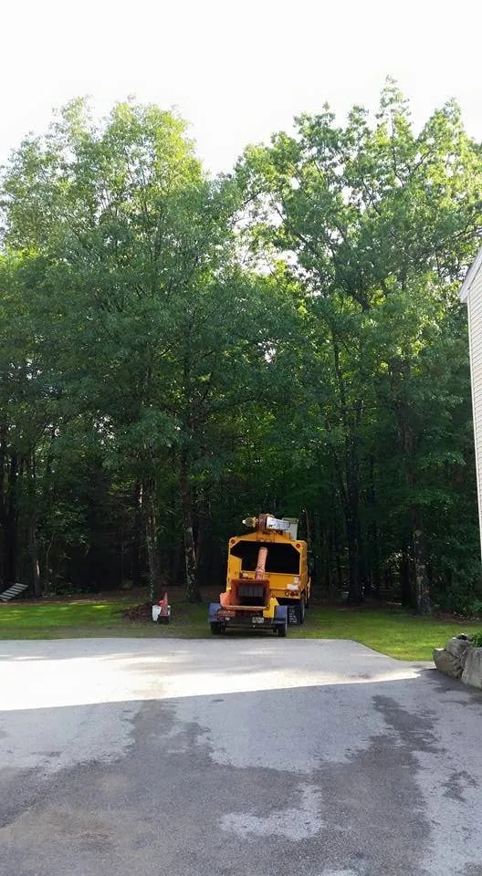 Expert lawn mowing service experts serving Concord, NH - Northeast Topnotch Landworks