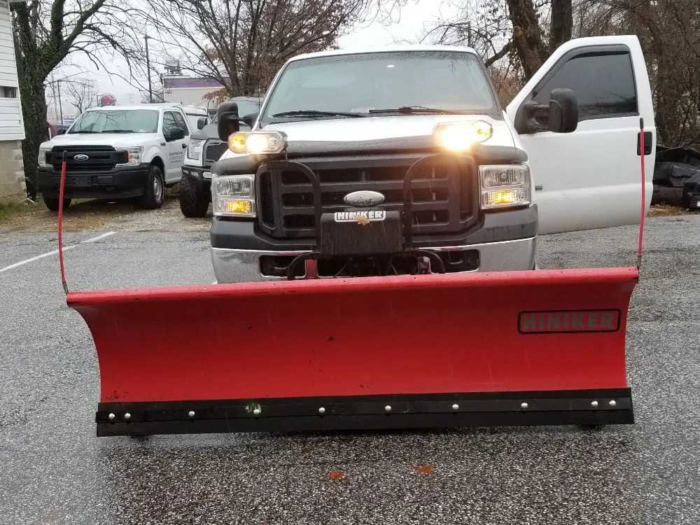 Local yard maintenance for residential properties in Baltimore, MD by Northeastkutz Lawn Services