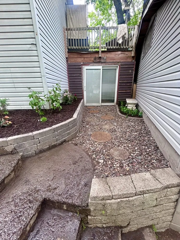 Professional garden landscaping in Zimmerman, MN - Northern Custom Landscaping