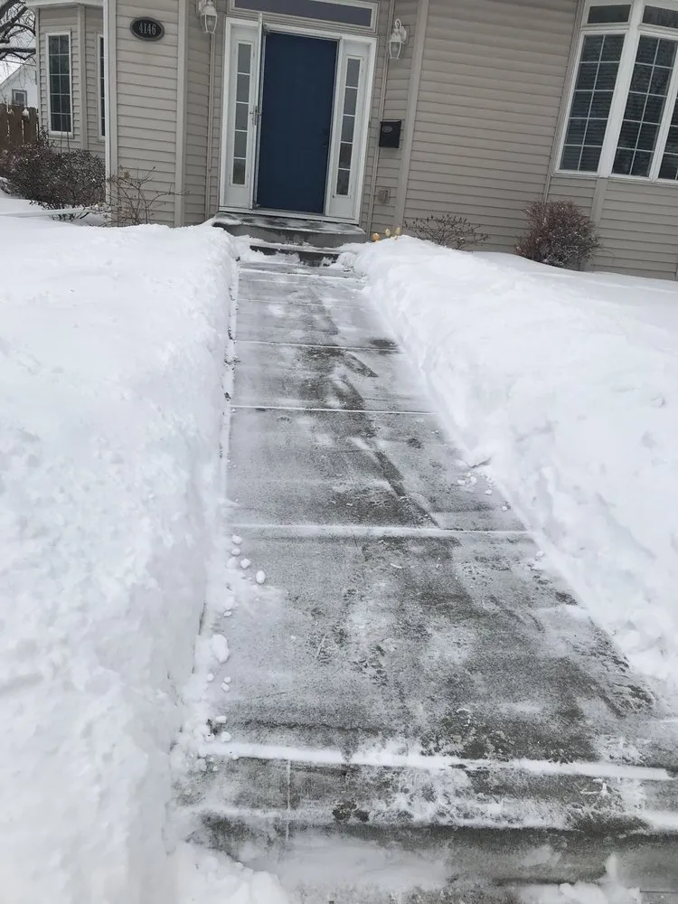 Expert garden landscaping in Minneapolis, MN by Northern Elite Lawns