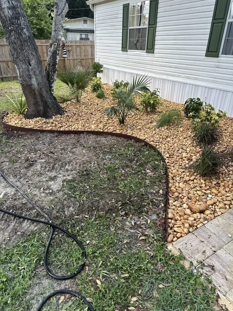 Top-rated yard cleanup service experts serving San Mateo, FL - Northern Touch