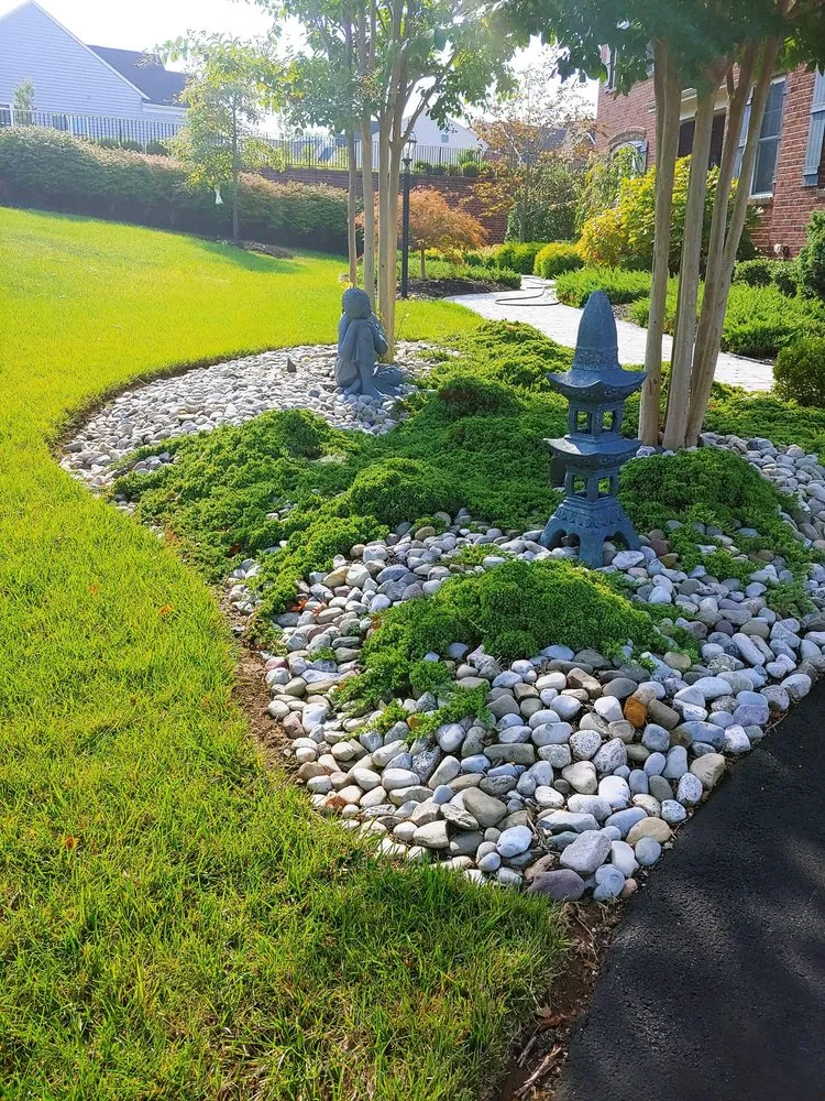 Expert yard cleanup service in Aldie, VA by Northern Virginia Lawn and Landscape Service