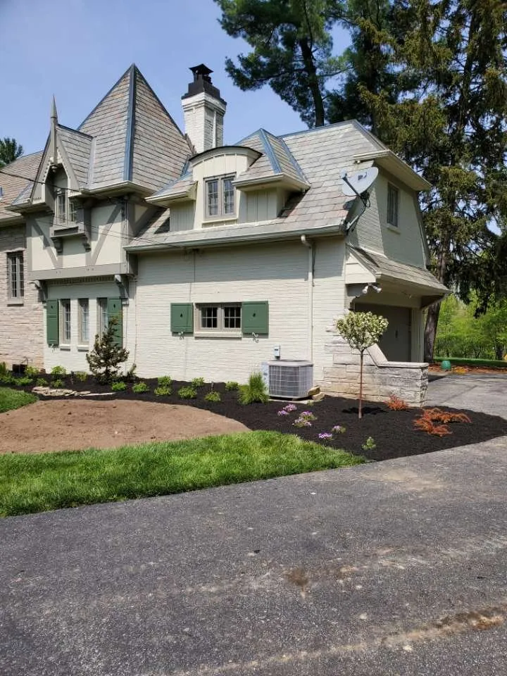 Reliable garden landscaping for beautiful yards across Cincinnati, OH - Northfield Services