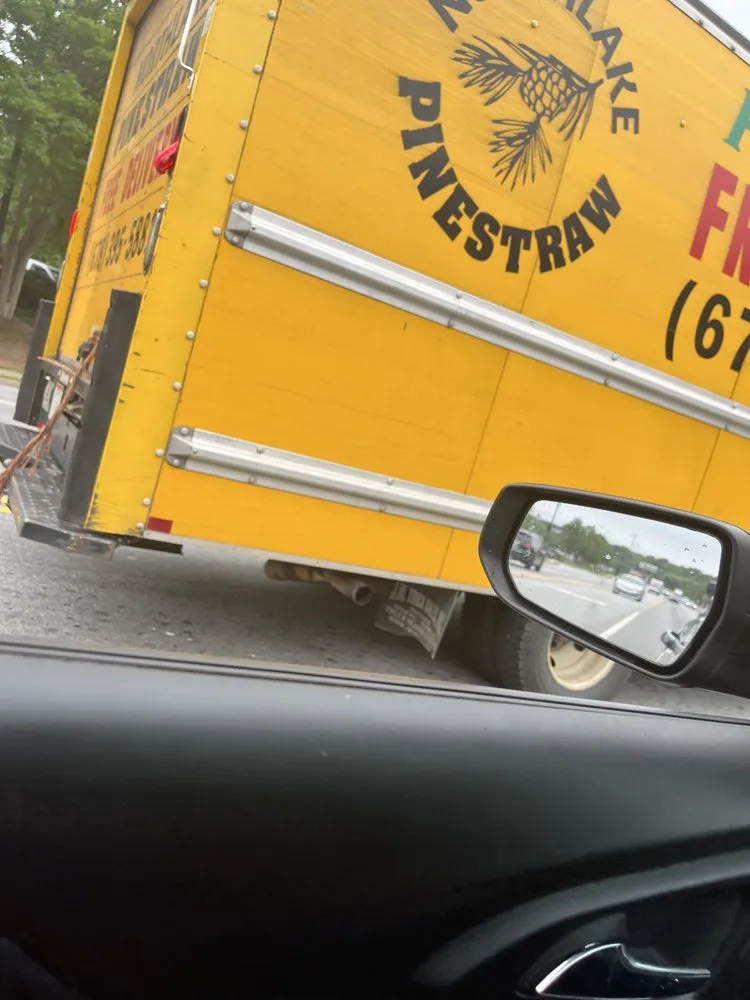 Top-rated residential landscaping experts serving Atlanta, GA - Northlake Pinestraw