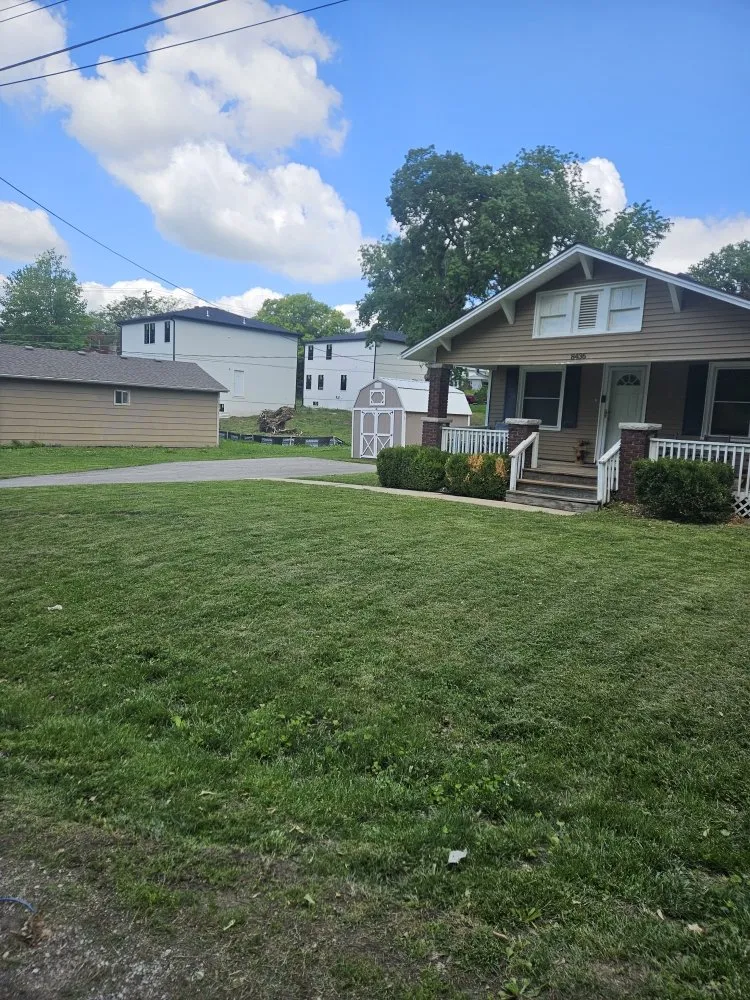 Top-rated landscape design for beautiful yards in Kansas City, MO by Northland Cutz KC