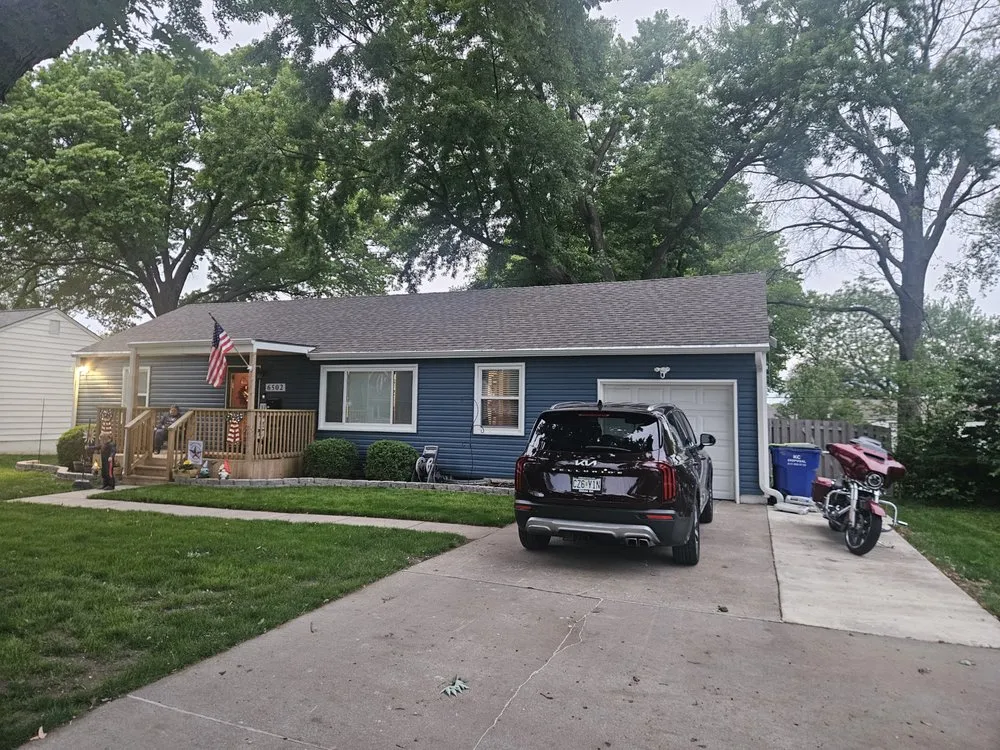 Expert lawn mowing service for year-round maintenance in Kansas City, MO by Northland Cutz KC