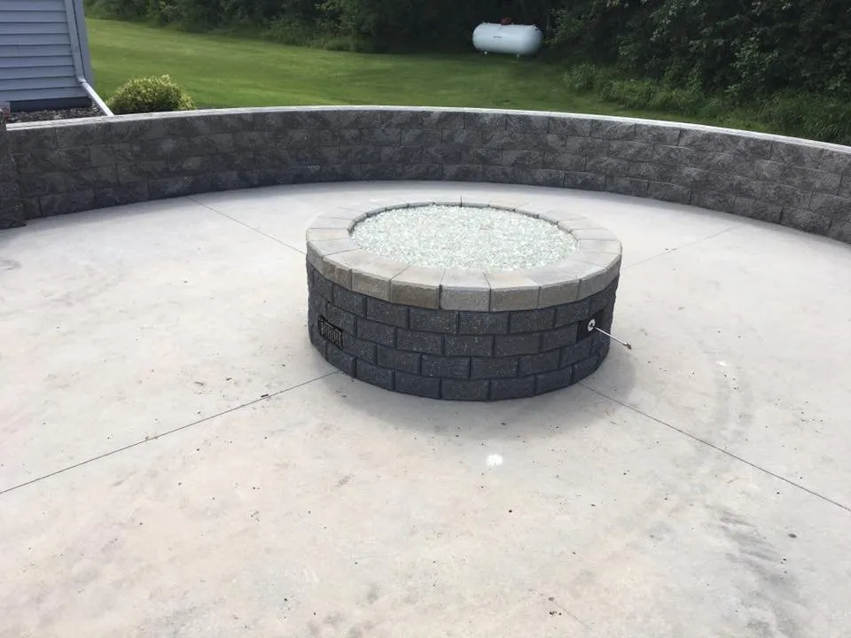 Local yard maintenance in East Grand Forks, MN - Northland Yard Service