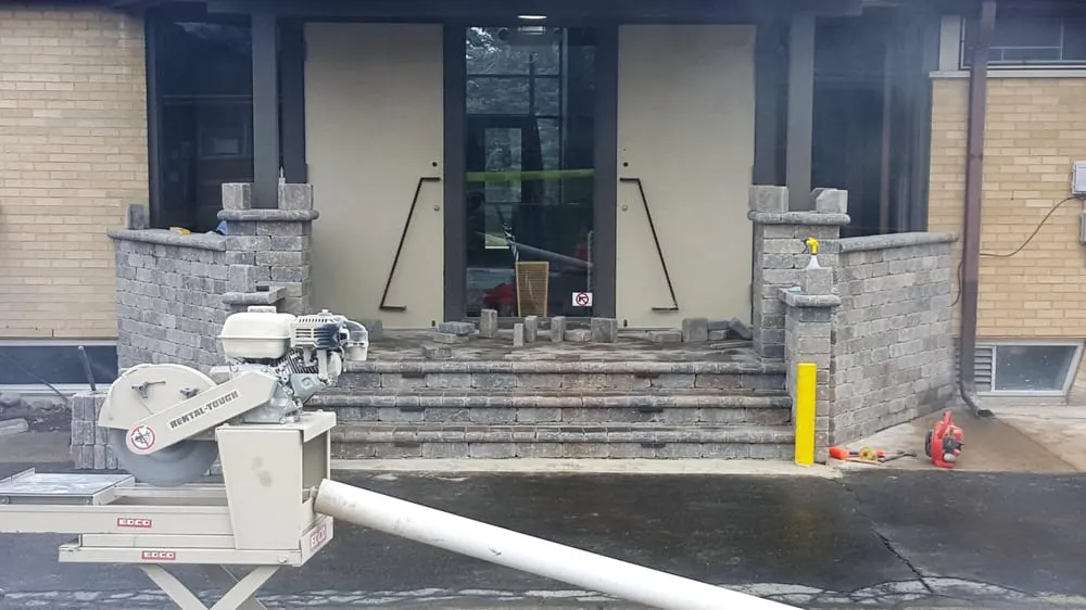 Local residential landscaping near you in Mount Prospect, IL by Northscape Enterprises