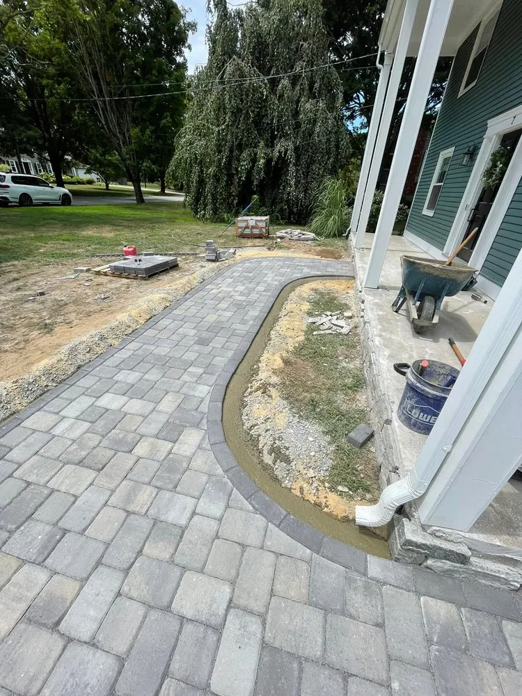 Expert garden landscaping experts serving Cranston, RI - Northscapes