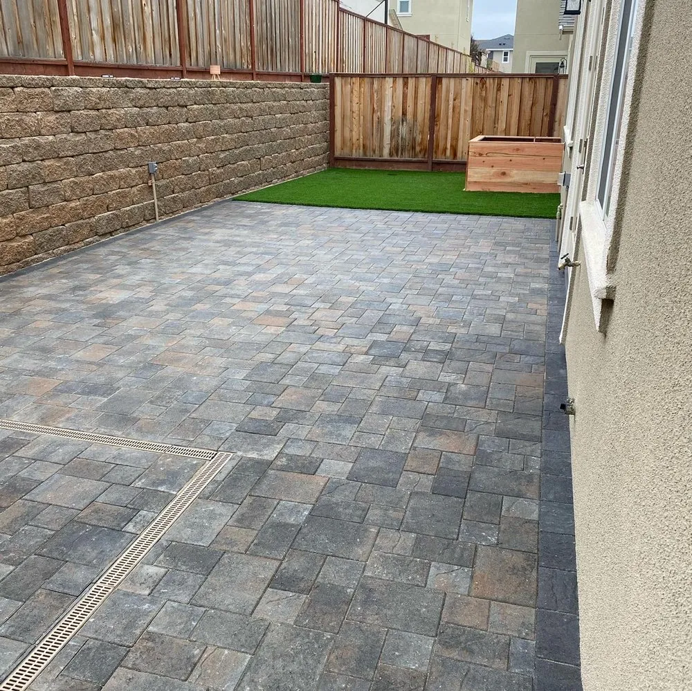 Top-rated yard cleanup service in Windsor, CA by Northview Landscaping