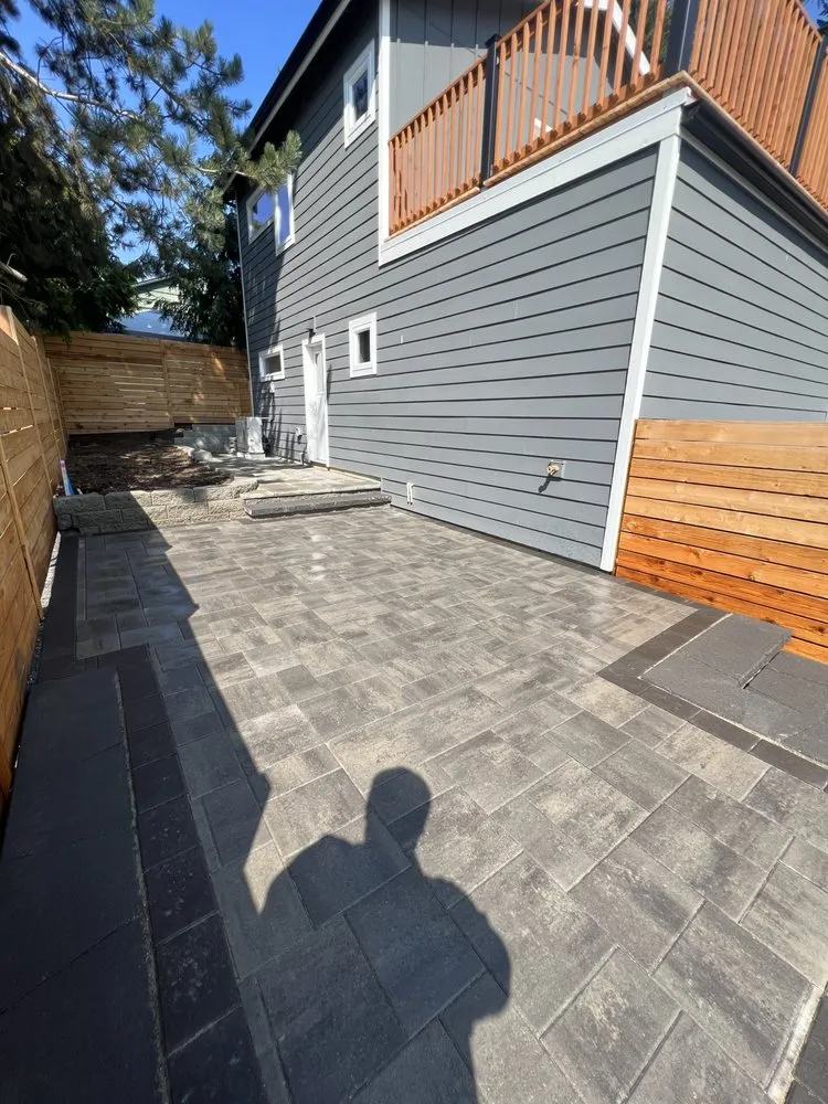 Top-rated yard cleanup service in Lynnwood, WA by Northwest Outdoor & Interior Renovations