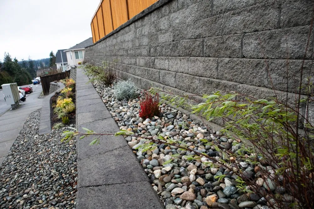 Reliable outdoor landscaping in Everett, WA by Northwest Paving
