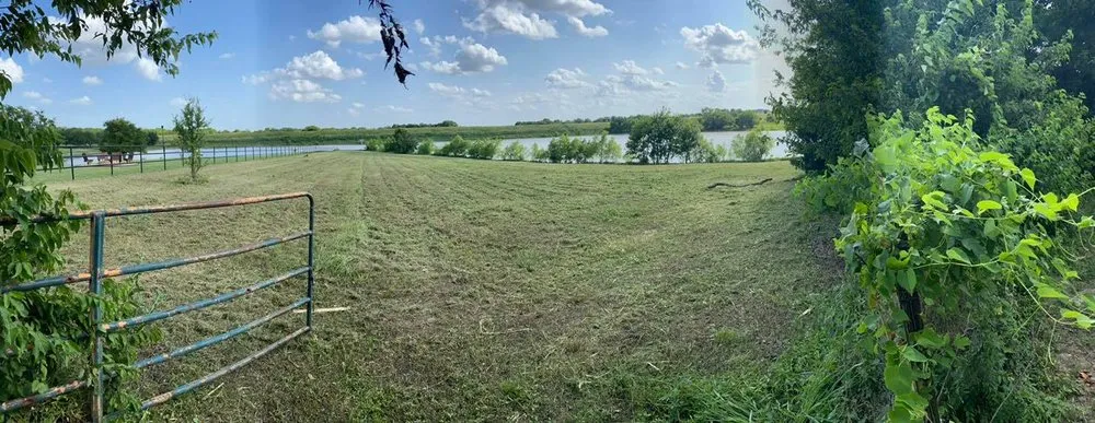 Top-rated yard maintenance with custom design in Van Alstyne, TX by NorthWolf Landscaping