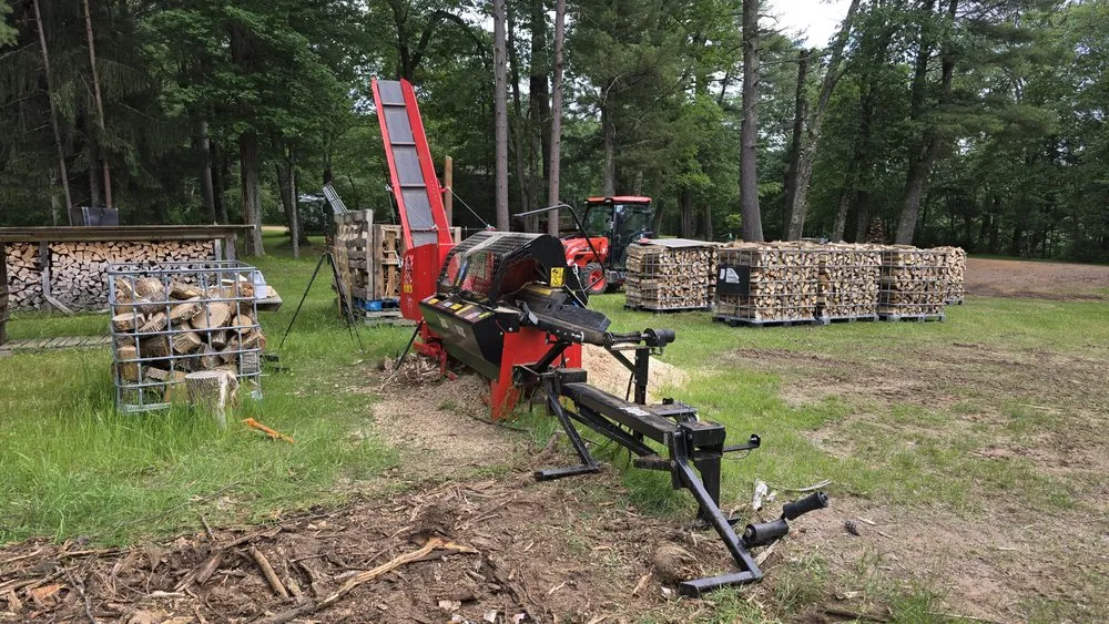 Affordable outdoor landscaping for homes in Hazelhurst, WI by Northwoods Odds and Ends
