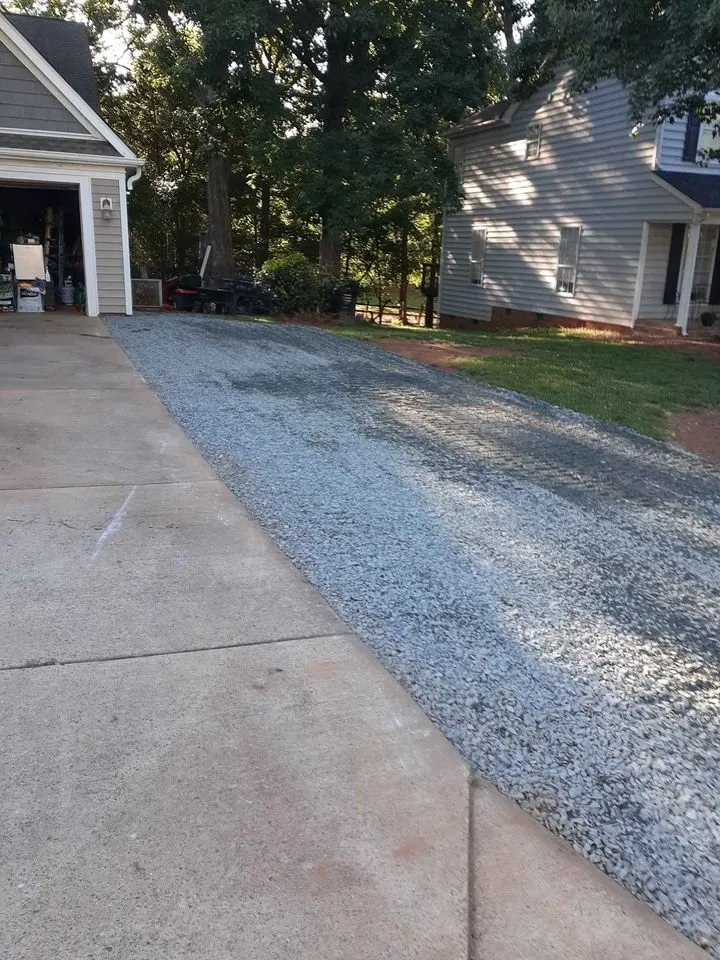 Expert yard maintenance in Simpsonville, SC by Nostyal LLC