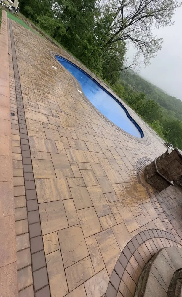 Reliable lawn mowing service experts serving Vernon, NJ - Notchwood Landscaping