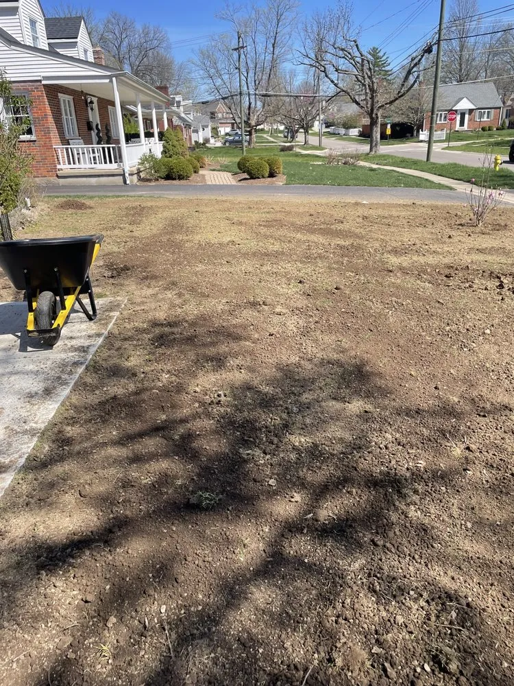 Professional yard maintenance in Cincinnati, OH - Nottingham Estate Landscaping