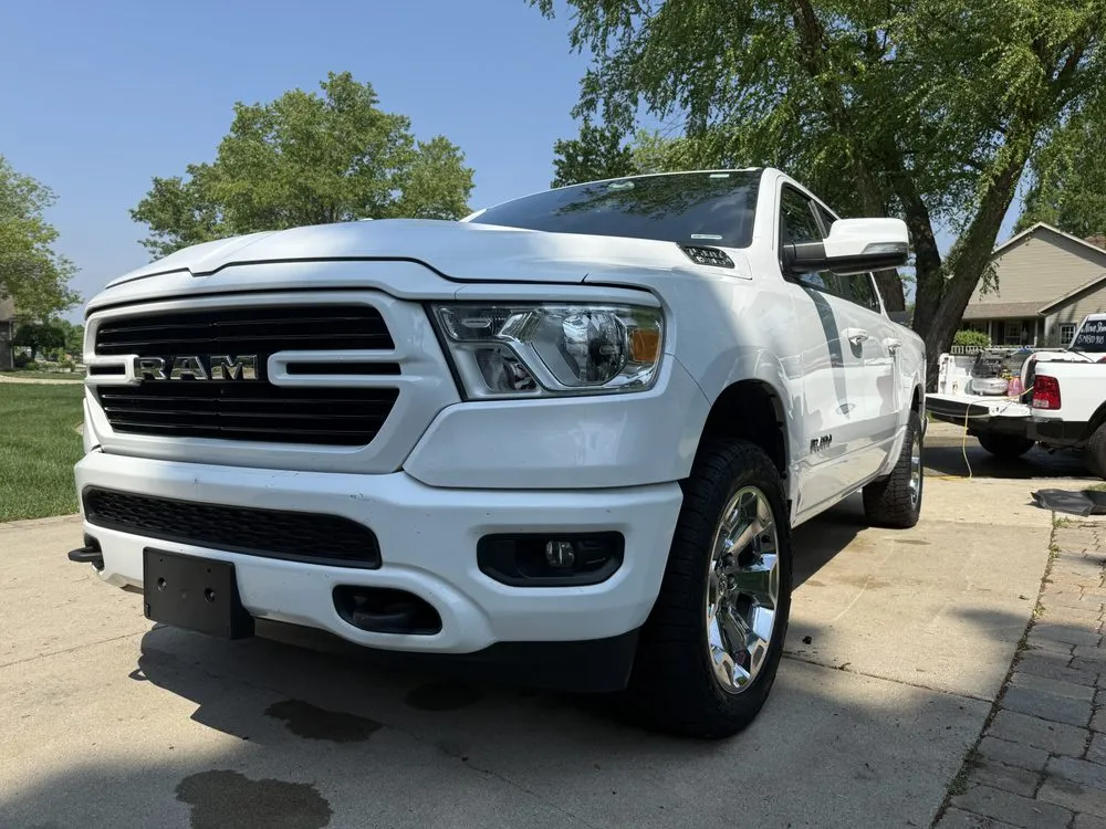 Reliable yard cleanup service for homes across Mishawaka, IN - Nova Shine