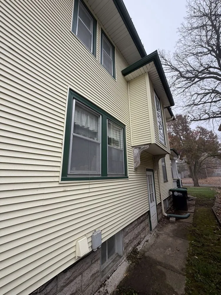 Local lawn mowing service for beautiful yards across Omaha, NE - Novafusion Contractor