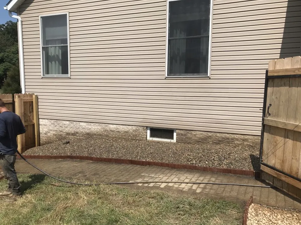 Top-rated yard maintenance in Barberton, OH - Novak’s Lawn & Tree Services